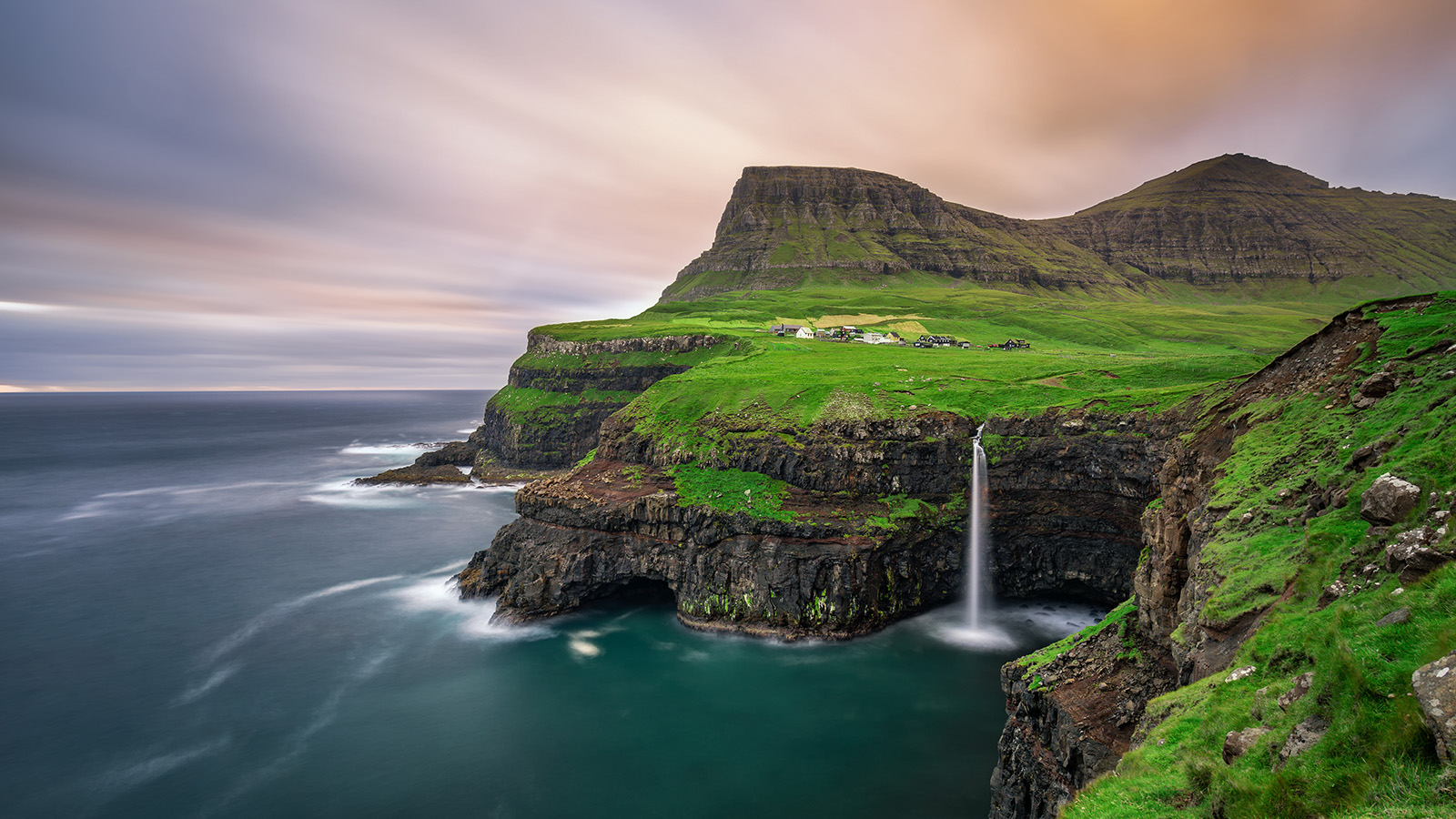 Vikingakryssning med Island och Färöarna